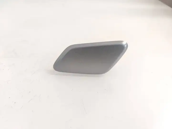 Mitsubishi Outlander (2018 - 2021)  67070 Крышка форсунки омывателя фары