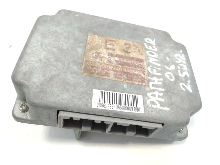 A59000XF0 Nissan Pathfinder R51 Pavarų dėžės reduktorius (razdatkės) valdymo blokas