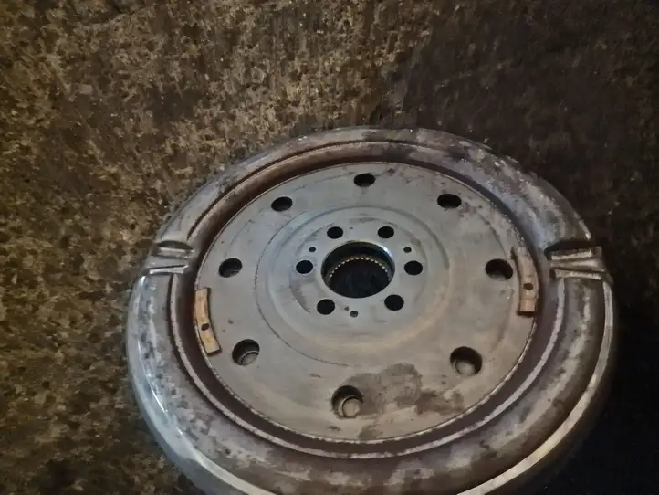 Volkswagen Touran III (2016 - )  03L105266EF Комплект сцепления