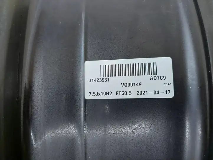 Volvo XC40 (2017 - ) 32327353 Легкосплавный колесный диск R19 — фото 10