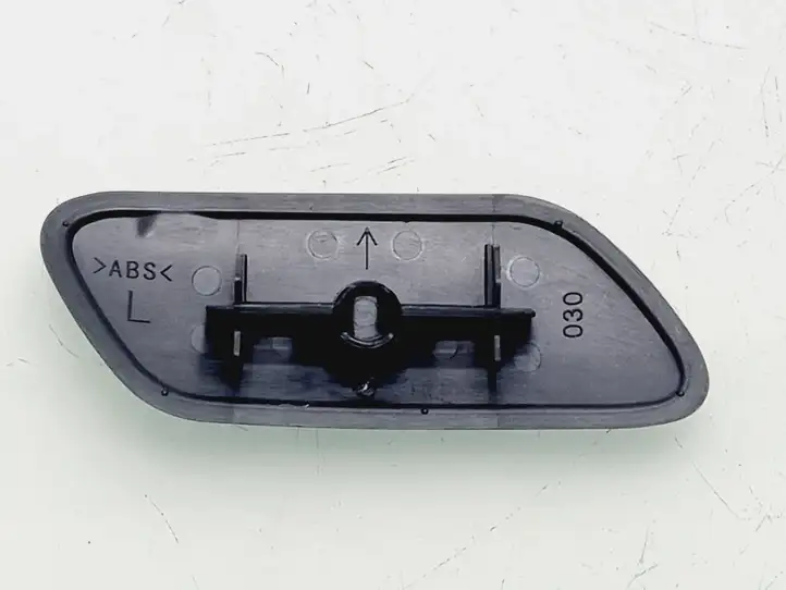 Toyota Prius+ (ZVW40) (2011 - 2018) 8535447010 Крышка омывателя фар — фото 2