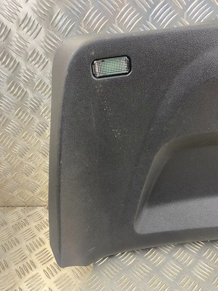 Audi Q7 4L 4M8867973 Комплект обшивки крышки багажника — фото 10