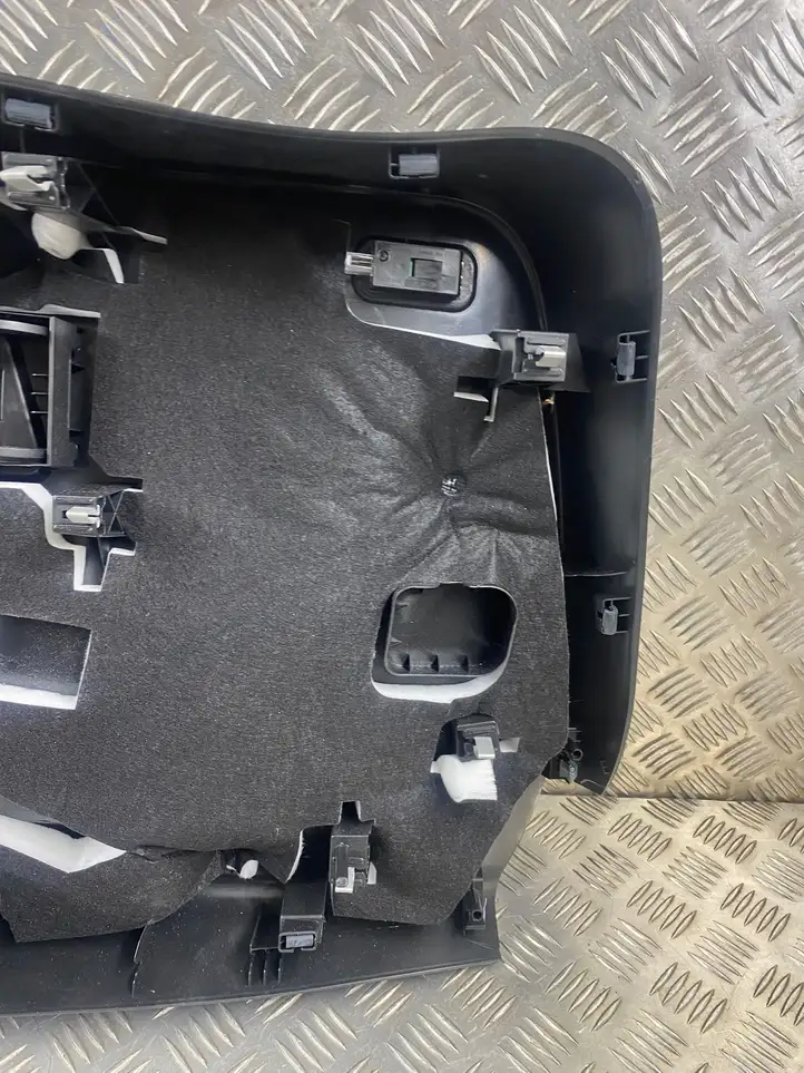 Audi Q7 4L 4M8867973 Комплект обшивки крышки багажника — фото 12