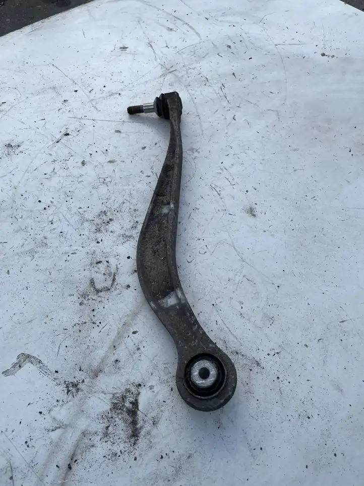 BMW 5 GT F07 (2010 - 2017)  EN6082T6 Вилы