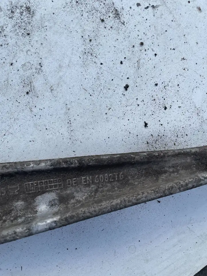 BMW 5 GT F07 (2010 - 2017)  EN6082T6 Вилы