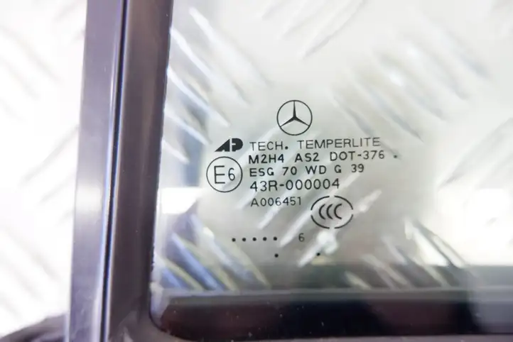 Mercedes-Benz ML W164 (2005 - 2011) A1647302355 Форточка двери — фото 4