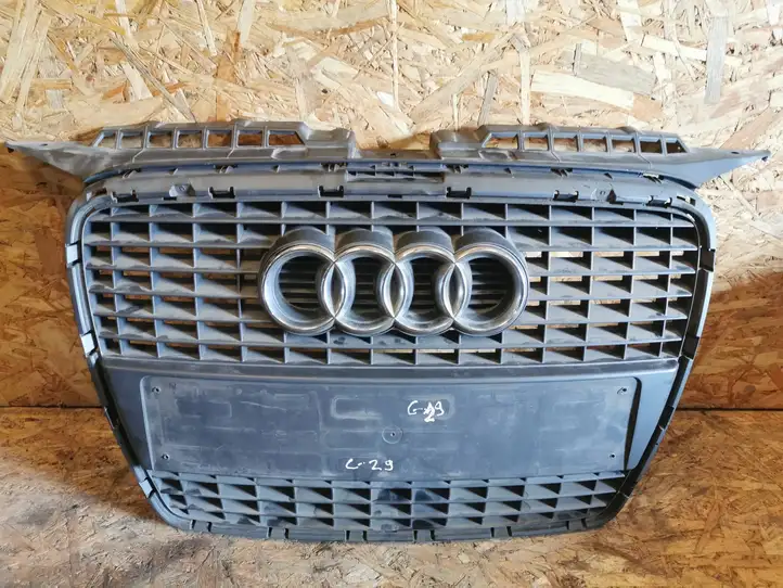 Audi A3/S3 8P (2004 - 2008) 8P4653037 Передняя решетка — фото 1