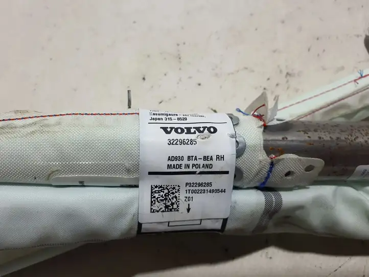 Volvo XC40 (2017 - ) 32296285 Боковая подушка безопасности шторка — фото 3