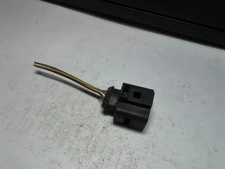 Seat Leon (1P) (2005 - 2012) 1J0973704 Прочая электропроводка — фото 1