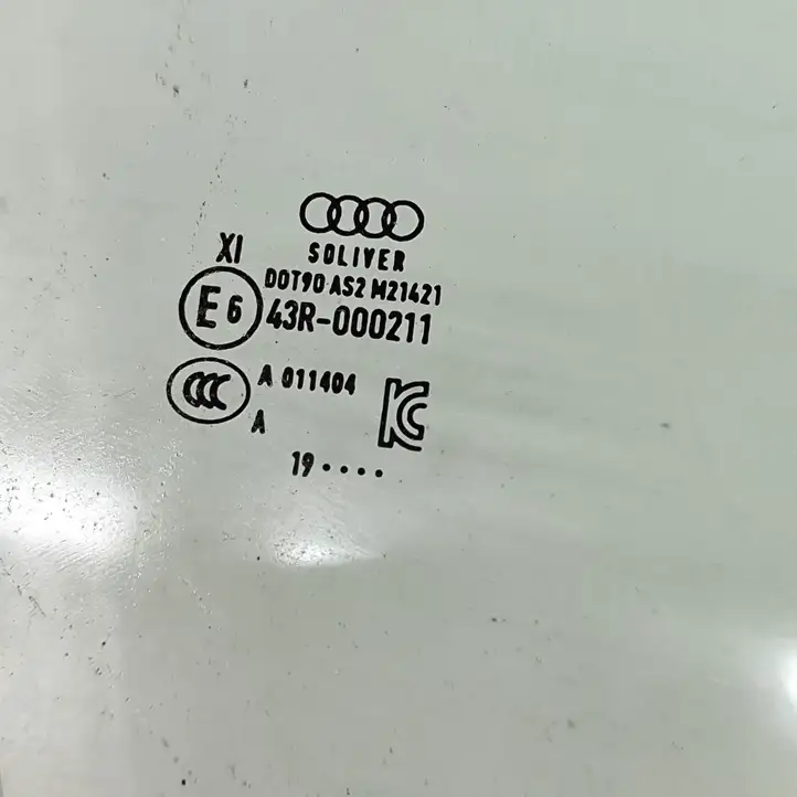 Audi e-tron (2018 - ) 4KE845022 Стекло передней двери — фото 6