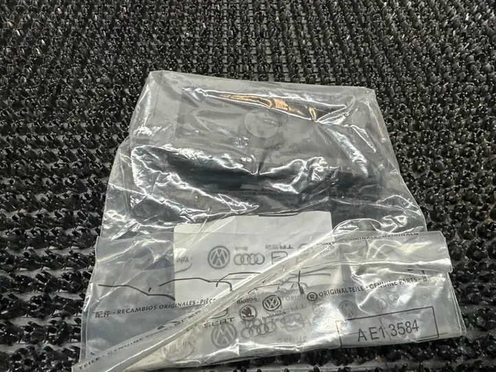 Audi A6 C7 (2014 - 2018) 4G0802847 Подушка домкрата — фото 1