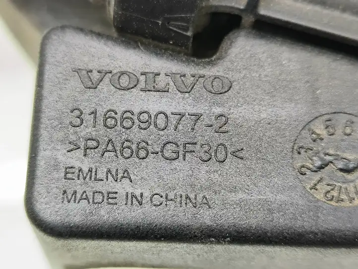 Volvo XC60 (2017 - ) 31669077 Шланг сапуна — фото 2
