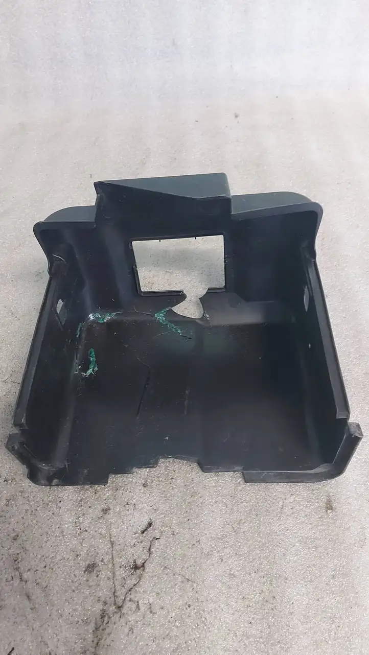 Audi A3/S3 8L (2000 - 2003) 1J0915435C Монтажная пластина карбюратора / моно-инжектора — фото 2