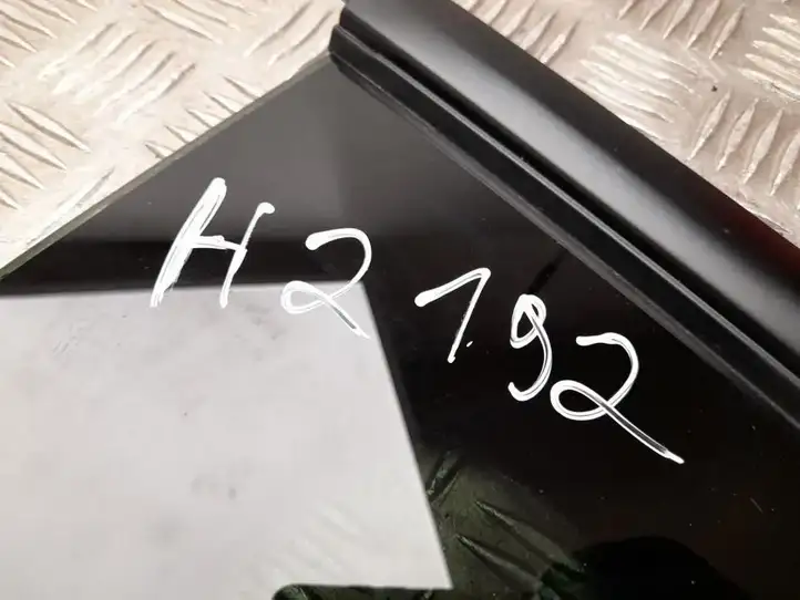 Tesla Model Y (2019 - 2024) 149574099H Заднее боковое стекло — фото 5