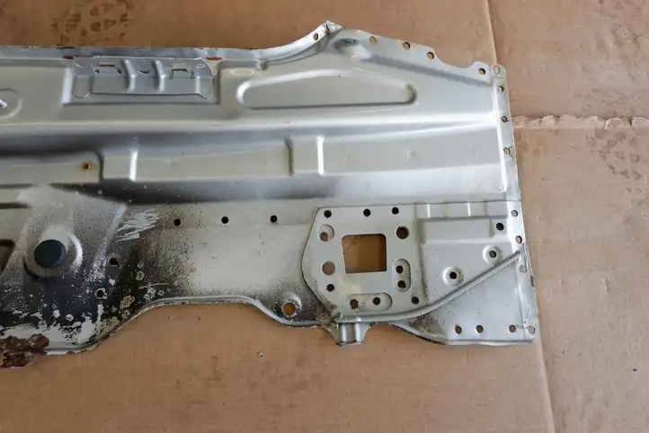 Toyota Prius (XW20) (2003 - 2009) 5830747040 Другая часть кузова — фото 2