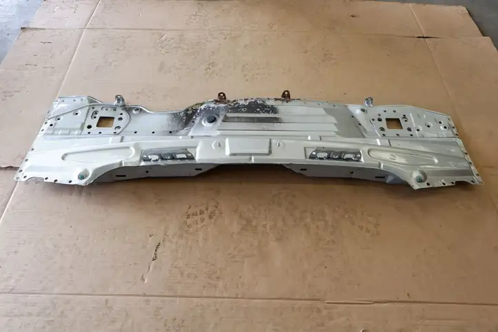 Toyota Prius (XW20) (2003 - 2009) 5830747040 Другая часть кузова — фото 5