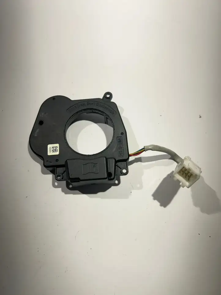 Mitsubishi Outlander (2007 - 2012) 0265005550 Датчик угла поворота руля — фото 2