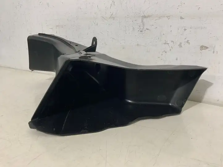 BMW 3 F30 F35 F31 (2012 - 2018) 51747396939 Воздуховод охлаждения тормозов — фото 2