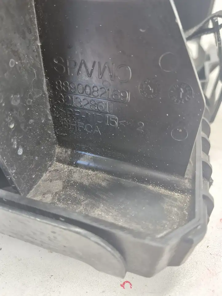 Volvo XC40 (2017 - ) 32348533 Площадка аккумулятора — фото 6