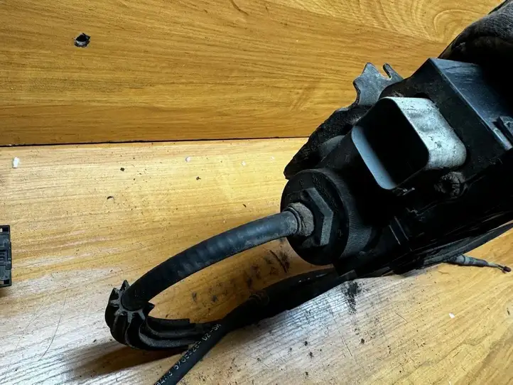 BMW 5 GT F07 (2010 - 2017) 6797790 Привод ручного тормоза — фото 2