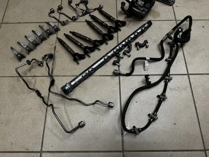 BMW 5 F10 F11 (2009 - 2016) 0445010617 Комплект системы впрыска — фото 8