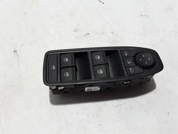 Dacia Duster (2017 - ) 254105443R Блок кнопок стеклоподъемников — фото 1