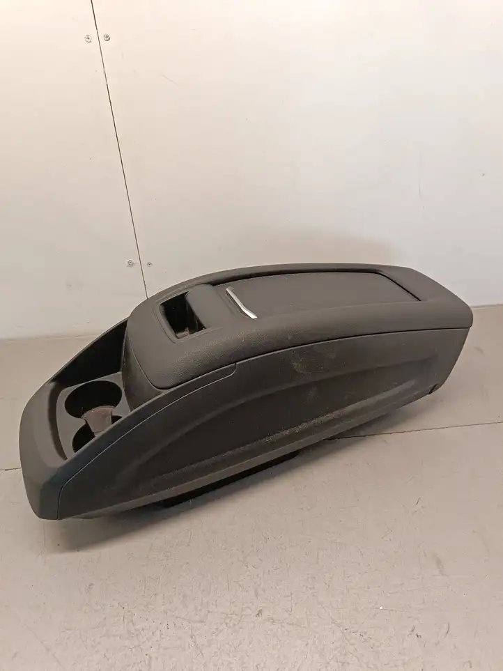 Citroen C4 Grand Picasso (2013 - 2016) 9677314177 Ящик центральной консоли — фото 2