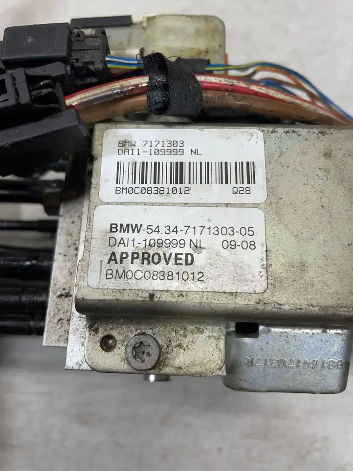 BMW 1 E82 E88 (2007 - 2014) 7171303 Электродвигатель крыши (кабриолет) — фото 6