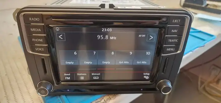Volkswagen Tiguan (2011 - 2016) 5C0035680C Магнитола / мультимедийная система — фото 1