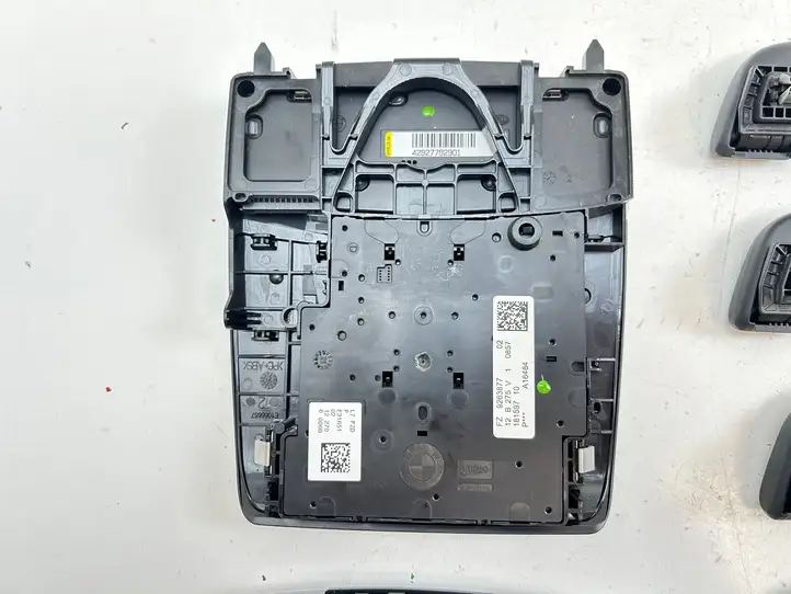 BMW 4 F32 F33 (2013 - 2017) 9263877 Комплект потолочных ручек — фото 5