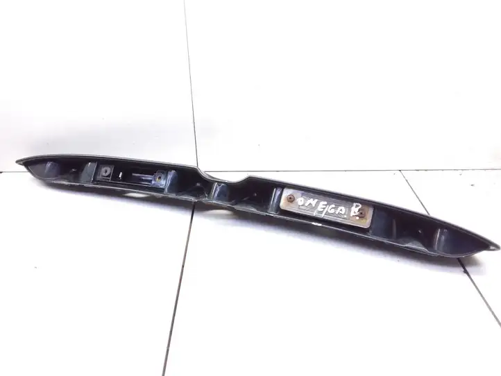 Opel Omega B2 (1999 - 2004) 90379079 Подсветка номера — фото 2
