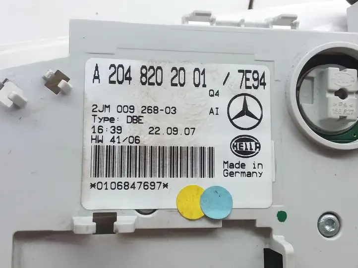 Mercedes-Benz C W204 (2007 - 2014) A2048202001 Передняя подсветка — фото 4
