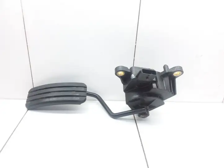 Renault Scenic II - Grand scenic II (2003 - 2006) 8200159645 Педаль акселератора — фото 1