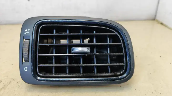 Volkswagen Polo V 6R (2009 - 2015) 6RF819704 Боковой воздушный дефлектор — фото 1
