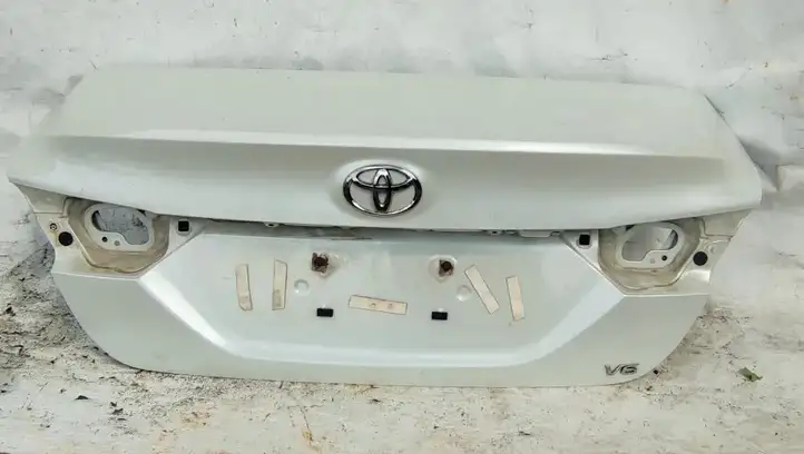 Toyota Camry VIII XV70 (2017 - 2020) 6440106F70 Крышка багажника — фото 1