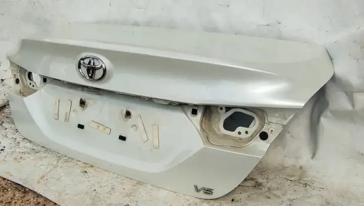 Toyota Camry VIII XV70 (2017 - 2020) 6440106F70 Крышка багажника — фото 3