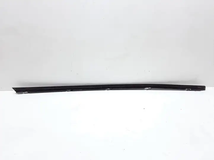 Volvo V70 (2007 - 2013) 31214493 Накладка стоек лобового стекла — фото 2