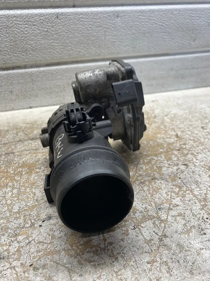 BMW 3 F30 F35 F31 (2012 - 2018) 3B0145828 Дроссельная заслонка — фото 4