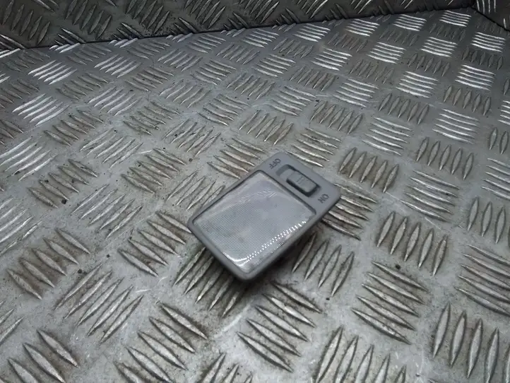 Toyota Prius (XW20) (2003 - 2009) Задняя подсветка — фото 3