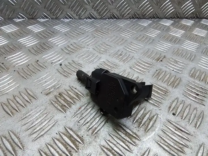 Toyota Prius (XW20) (2003 - 2009) 2220422010 Датчик массового расхода воздуха — фото 1