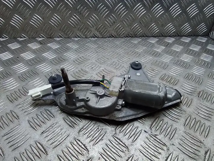Toyota Prius (XW20) (2003 - 2009) 8513047010 Двигатель стеклоочистителя заднего стекла — фото 1
