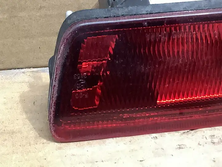 Nissan Juke I F15 (2010 - 2018) 26580ED50A Задняя противотуманная фара — фото 2
