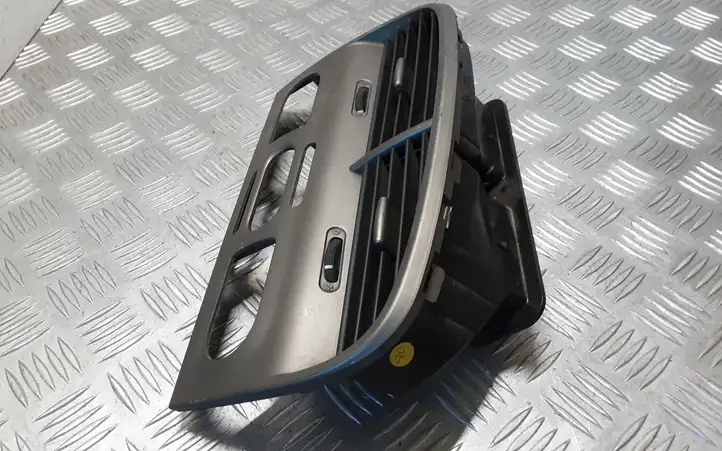 Seat Altea (2004 - 2009) 5P1819110G Центральный воздушный дефлектор — фото 4