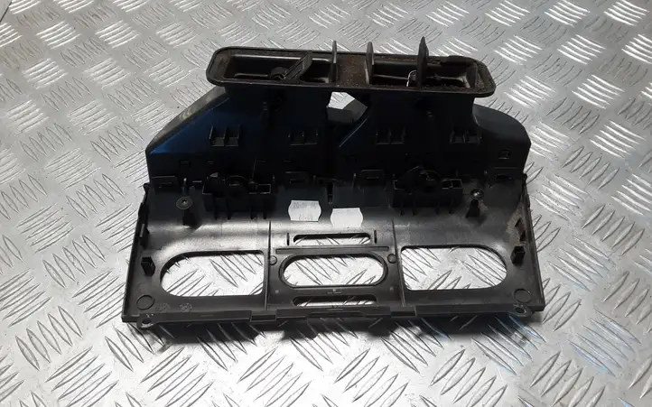 Seat Altea (2004 - 2009) 5P1819110G Центральный воздушный дефлектор — фото 5