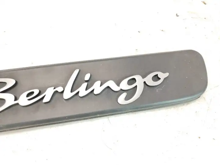 Citroen Berlingo (2003 - 2007) 9620953080 Молдинги двери багажника — фото 2