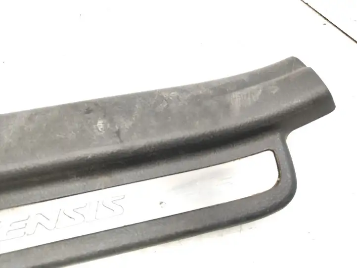 Toyota Avensis T250 (2003 - 2006) 6791705040 Внутренняя отделка заднего порога — фото 2