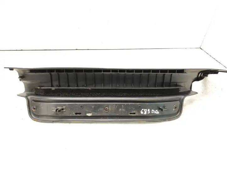 Toyota Avensis T250 (2003 - 2006) 6791705040 Внутренняя отделка заднего порога — фото 3