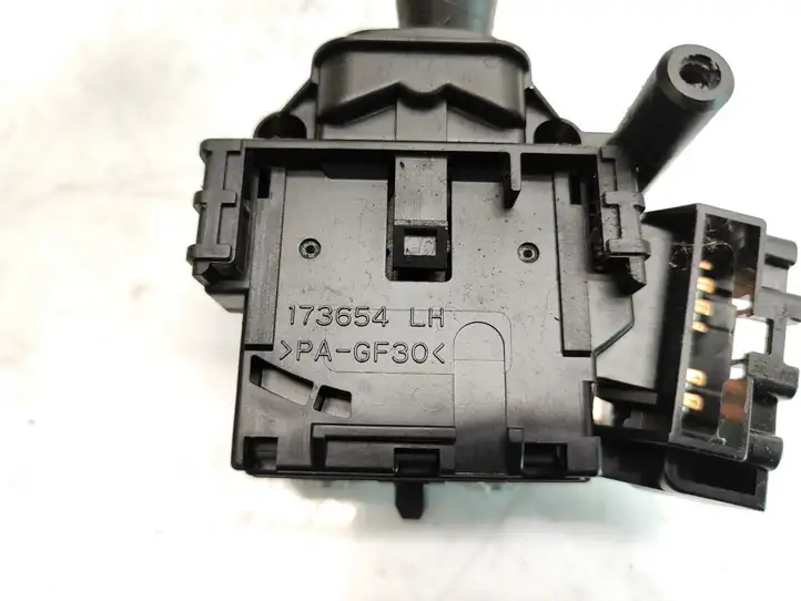 Toyota Avensis T250 (2003 - 2006) 173654LH Переключатель стеклоочистителей — фото 3
