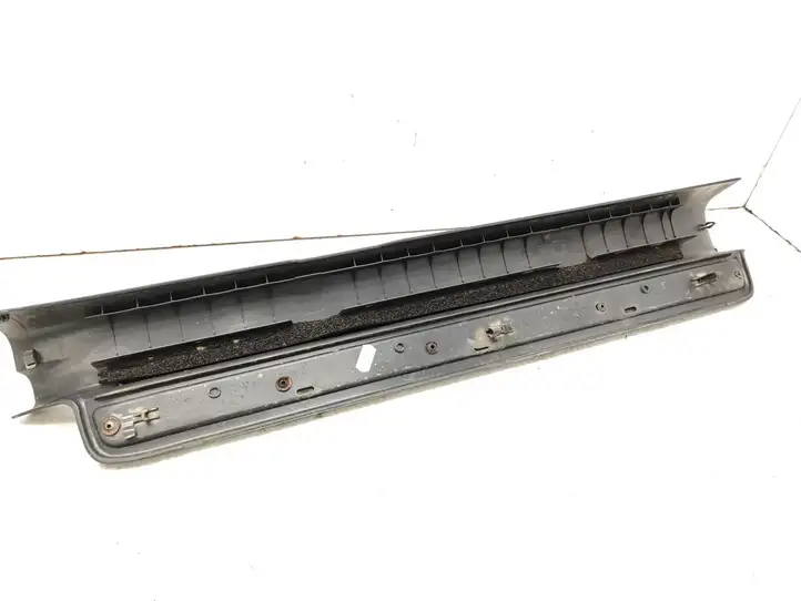 Toyota Avensis T250 (2003 - 2006) 6791405040 Внутренняя отделка переднего порога — фото 4