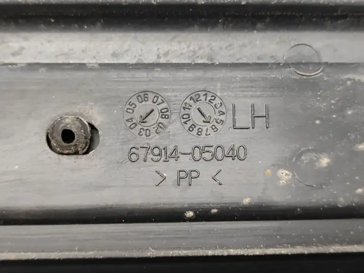 Toyota Avensis T250 (2003 - 2006) 6791405040 Внутренняя отделка переднего порога — фото 7